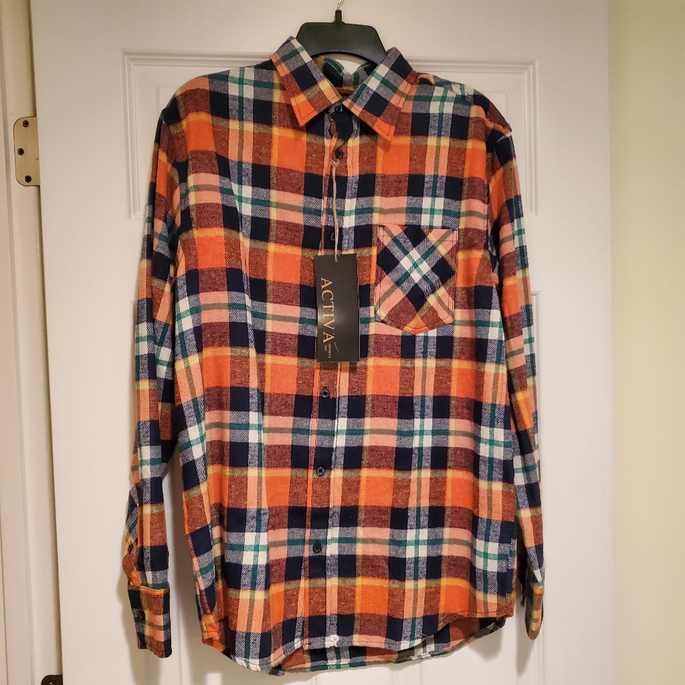Men's plaid flannel shirt